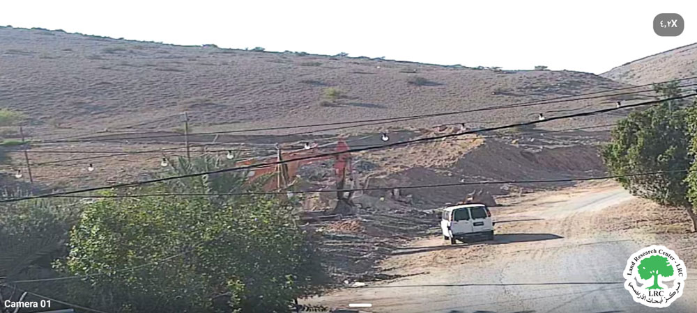 الاحتلال يجري أعمال تجريف واسعة على أراضي  قريتي عين شبلي وطمون شرق نابلس وجنوب طوباس | LRC