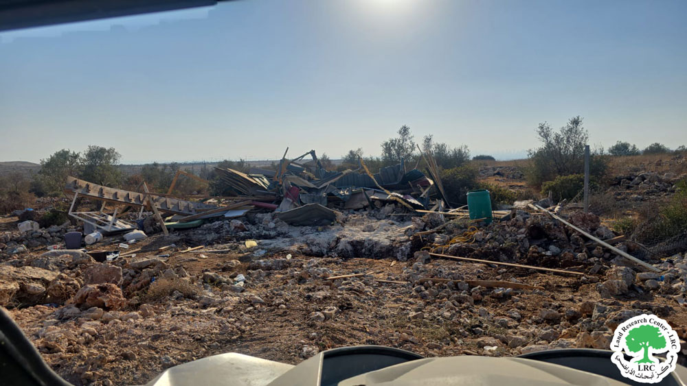 الاحتلال الإسرائيلي يهدم غرفة زراعية غرب بلدة دير بلوط  غرب سلفيت | LRC