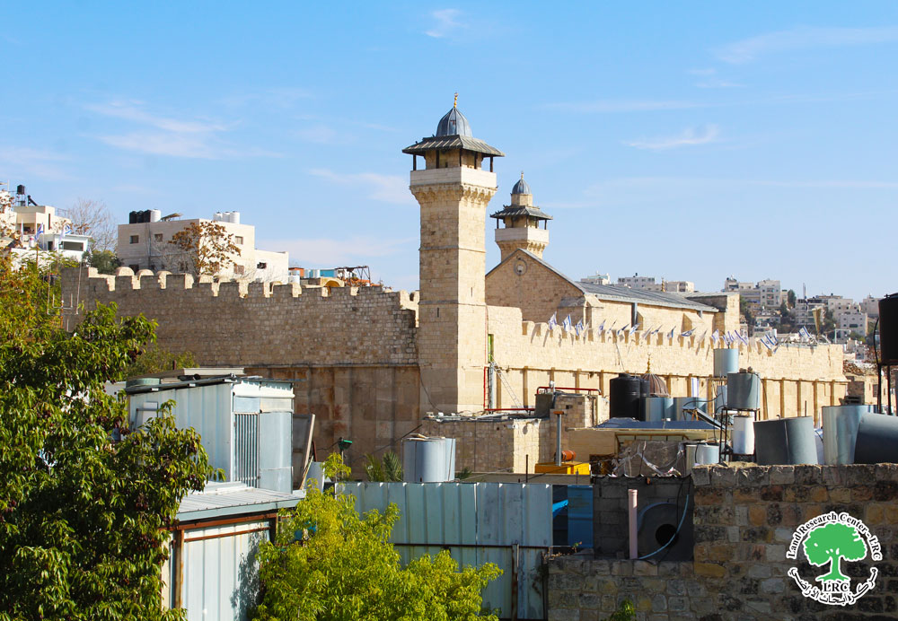 الإحتلال يقرر الإستيلاء على 288م2 من سطح الحرم الإبراهيمي في الخليل | LRC