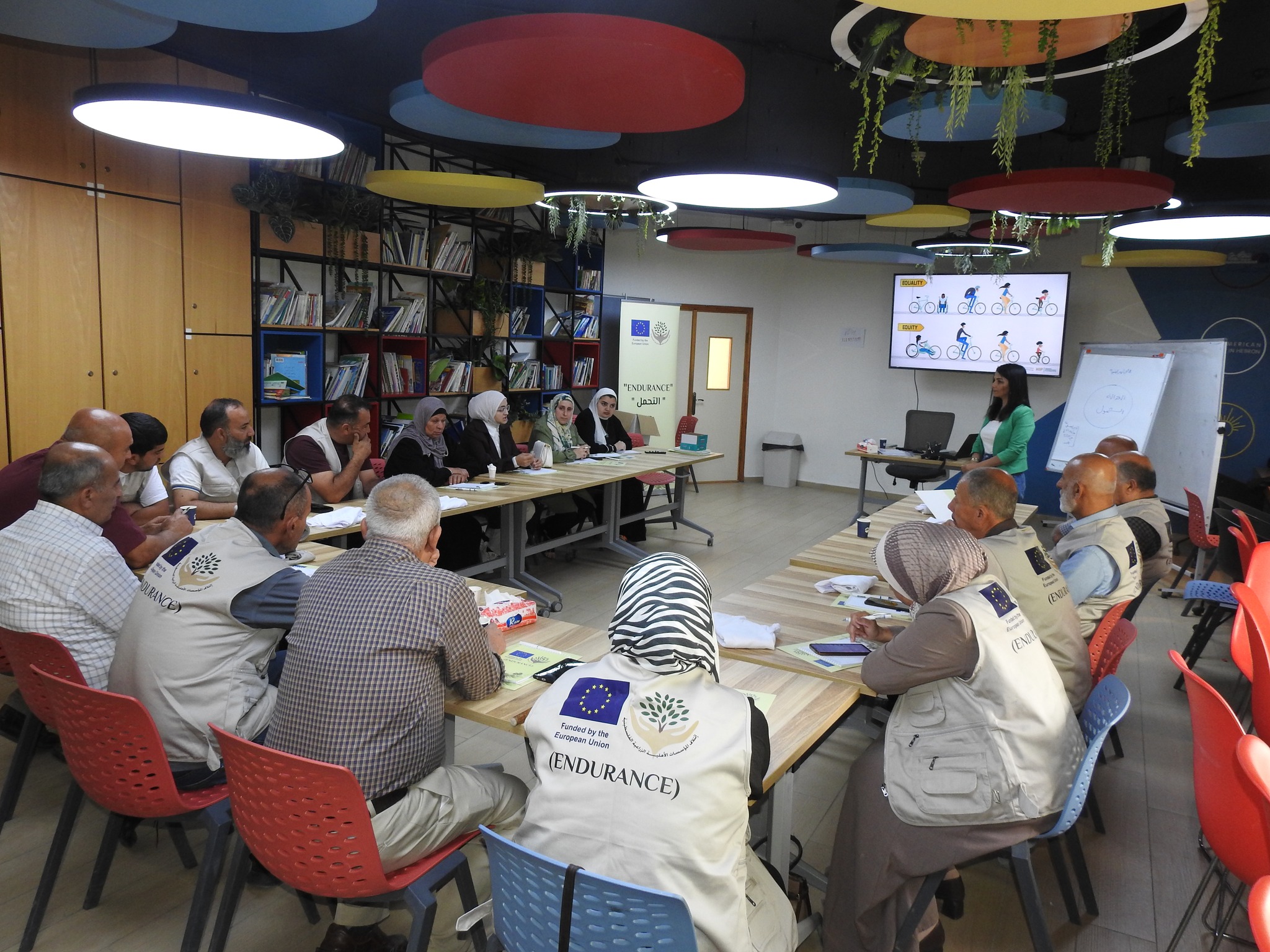 أبحاث الأراضي يختتم سلسلة تدريبات لممثلي بعض من التجمعات السكانية التابعة لبلدة دورا / الخليل | LRC