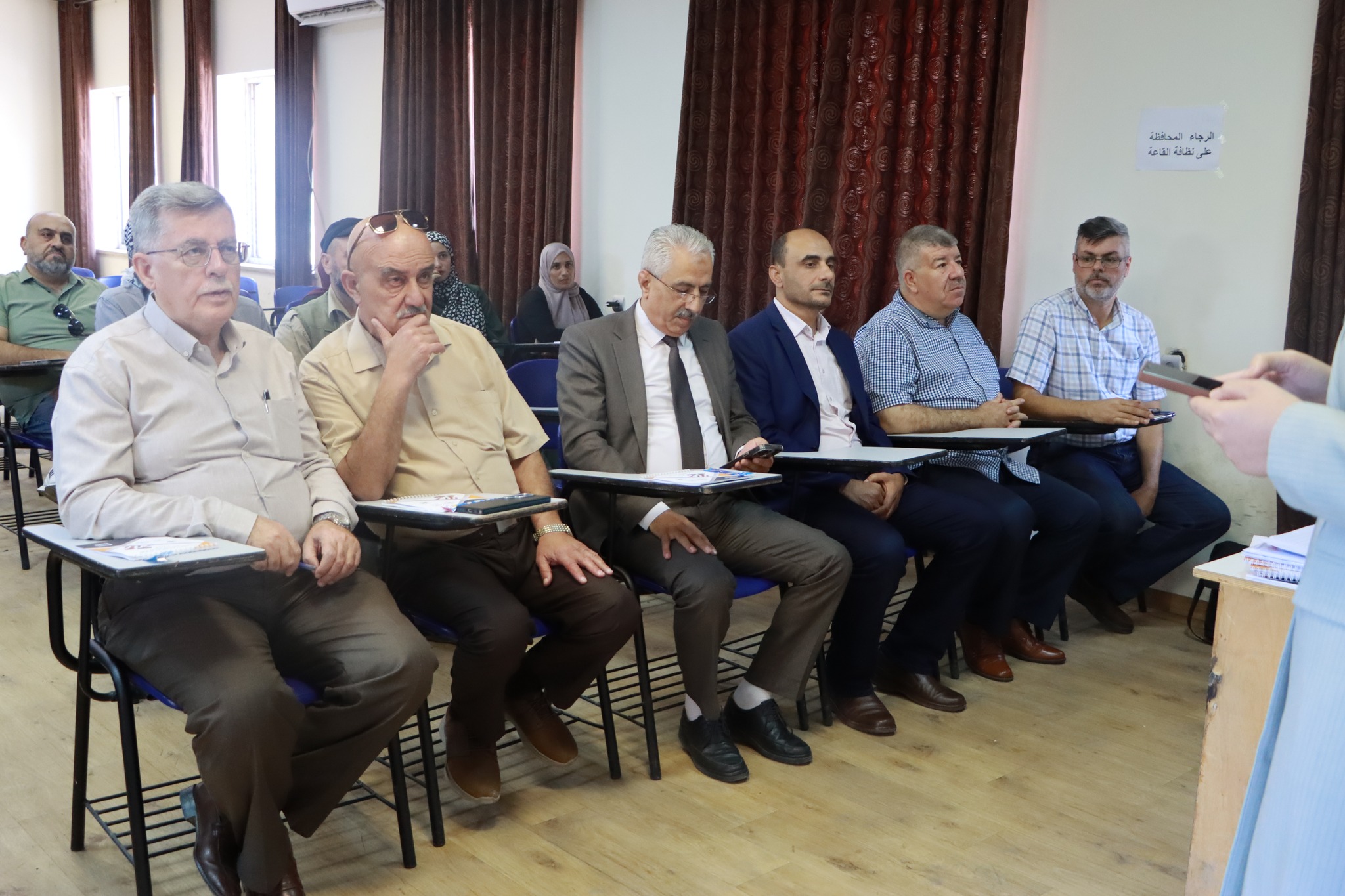 أبحاث الأراضي نظم ورشة تدريبية متخصصة في مجال البيطرة والتوعية بالأمراض وصحة الغذاء في قطاع الثروة الحيوانية | LRC